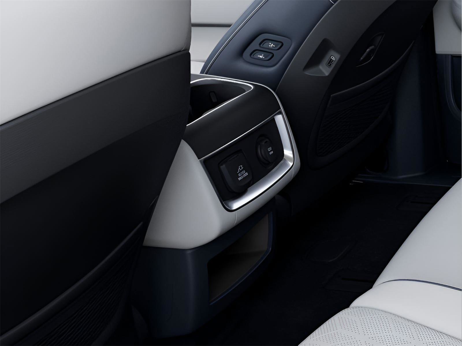 New 2026 Kia Carnival SX w/ SX Dark Edition Package FWD image 26