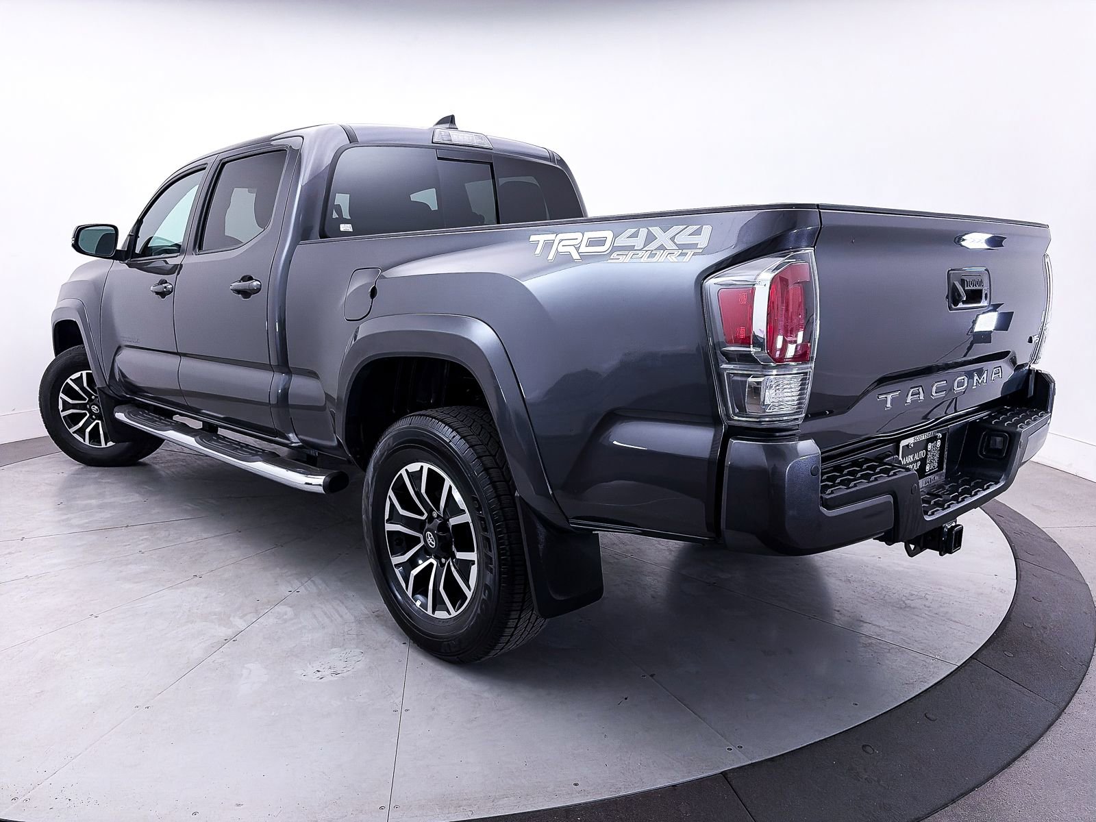 Used 2023 Toyota Tacoma TRD Sport image 2