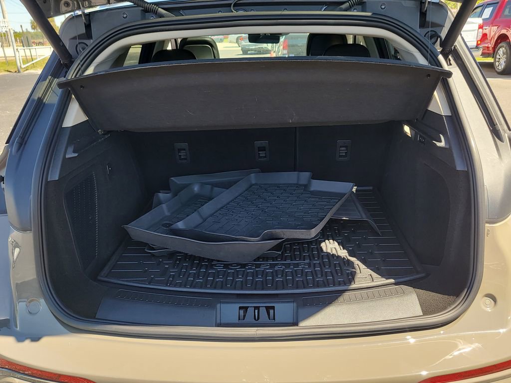 Used 2025 Lincoln Corsair Reserve w/ Equipment Group 202A image 7