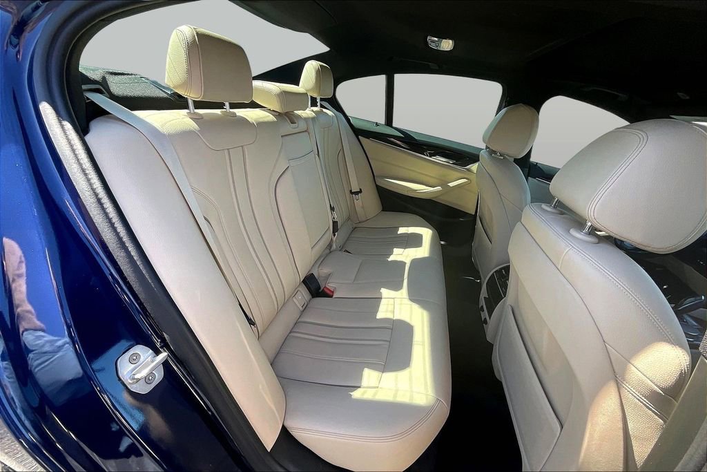 Used 2018 BMW 540i xDrive 540i xDrive image 25