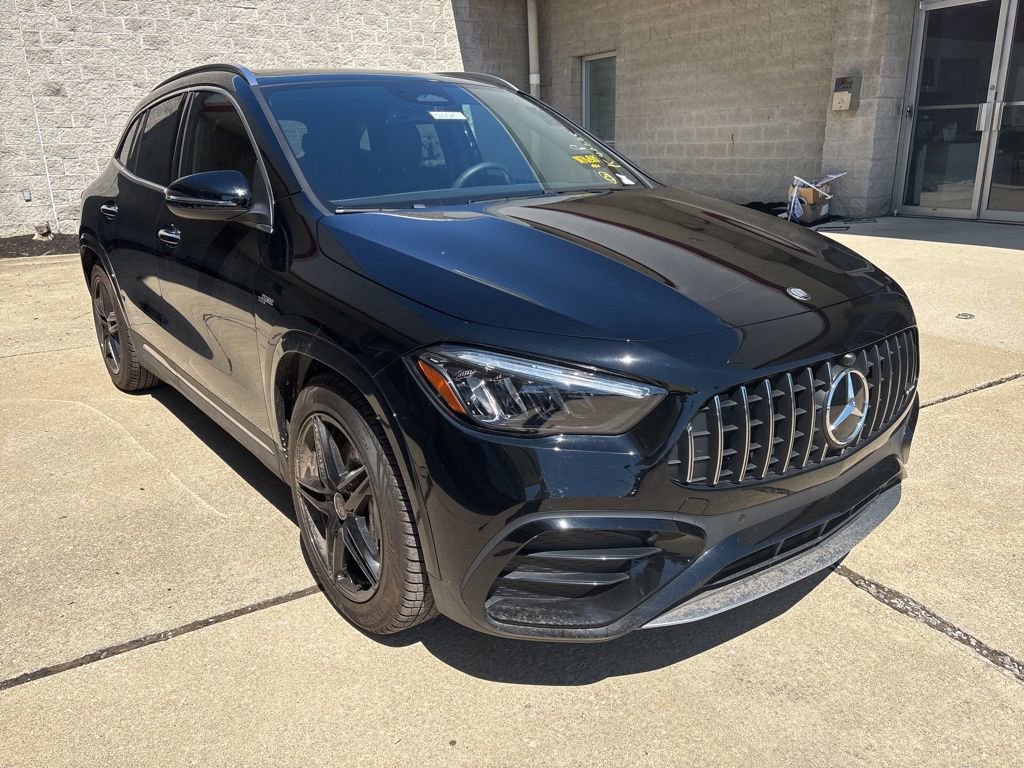 Used 2024 Mercedes-Benz GLA 35 AMG 4MATIC image 9
