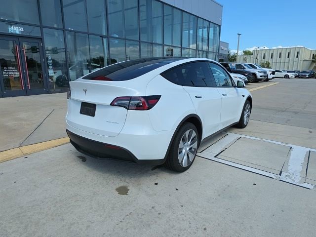 Used 2023 Tesla Model Y Long Range image 4