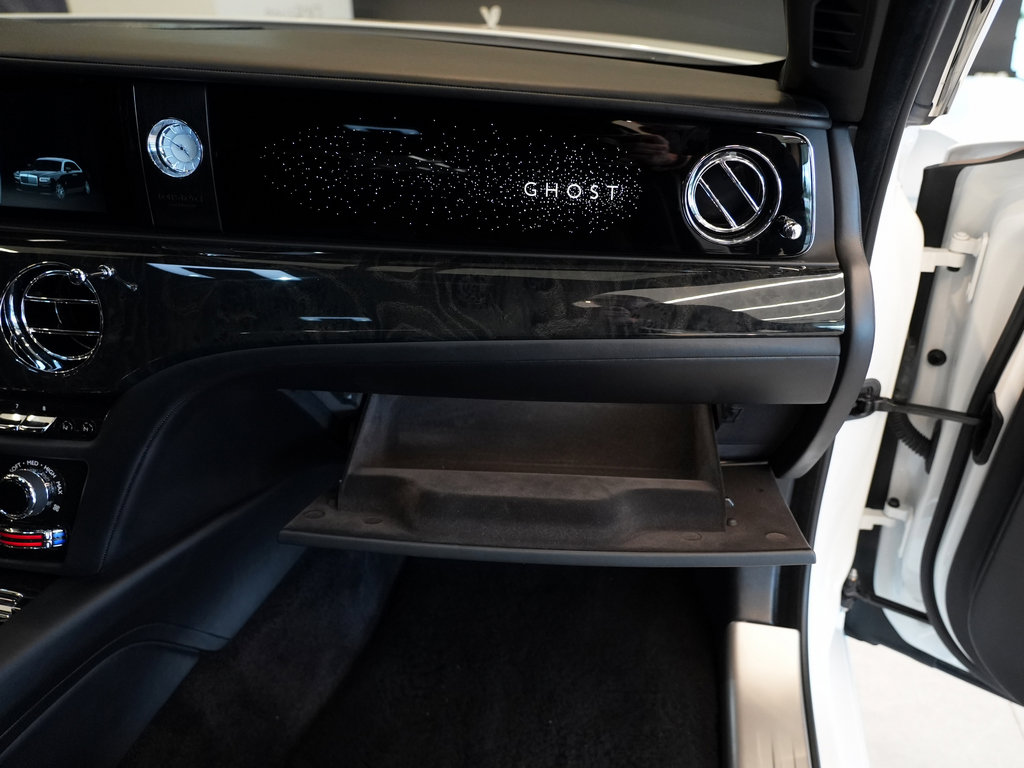 Certified 2022 Rolls-Royce Ghost image 30