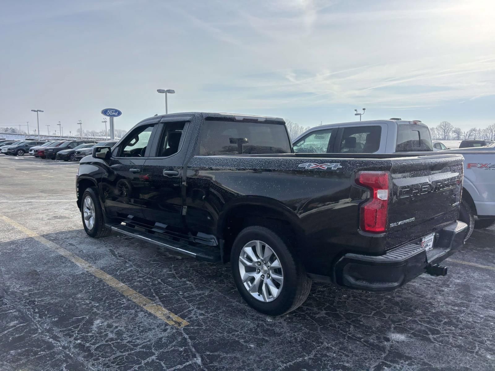 Used 2020 Chevrolet Silverado 1500 Custom w/ Custom Value Package image 7