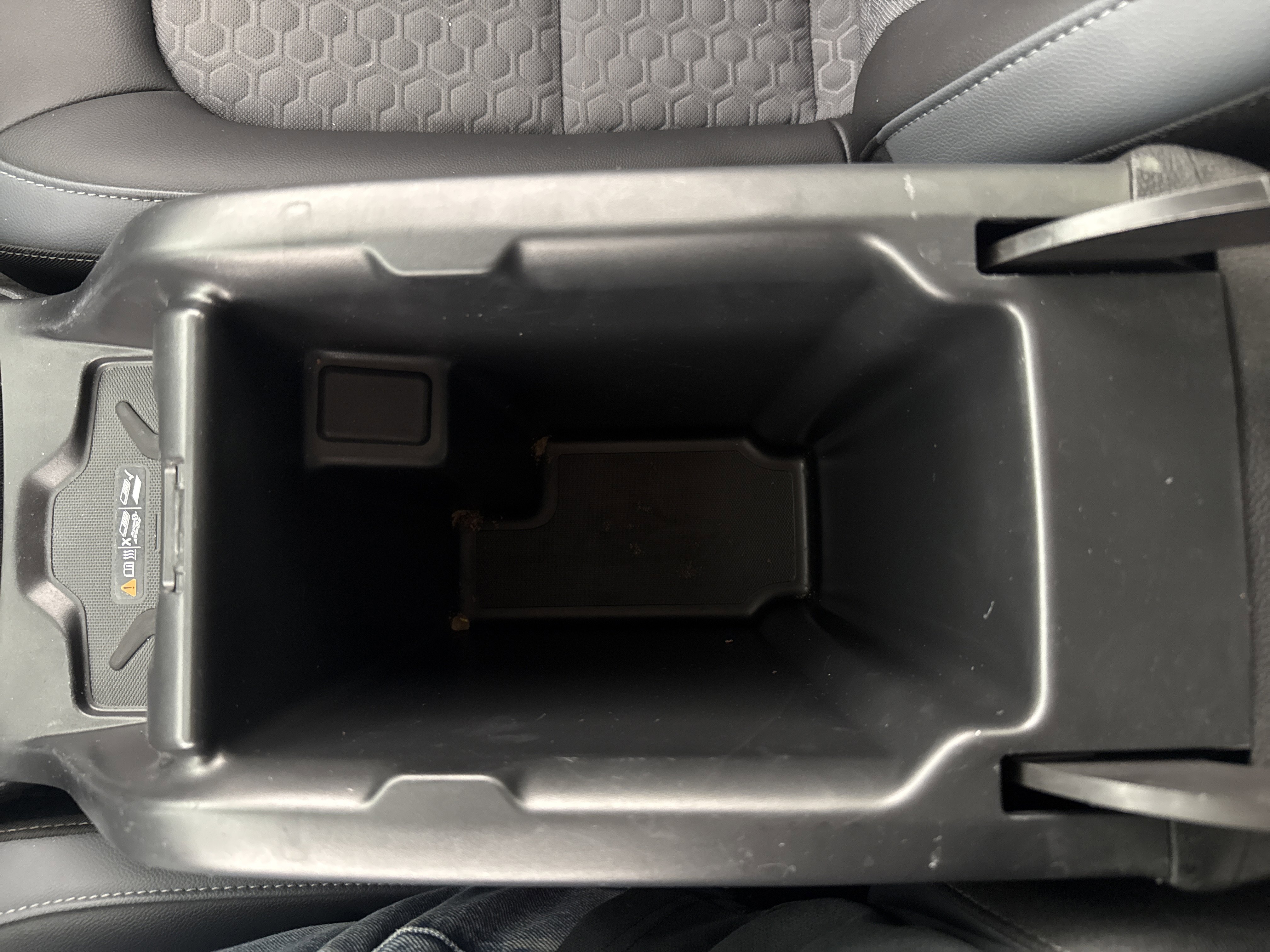 Used 2022 Chevrolet Colorado Z71 w/ Safety Package image 32