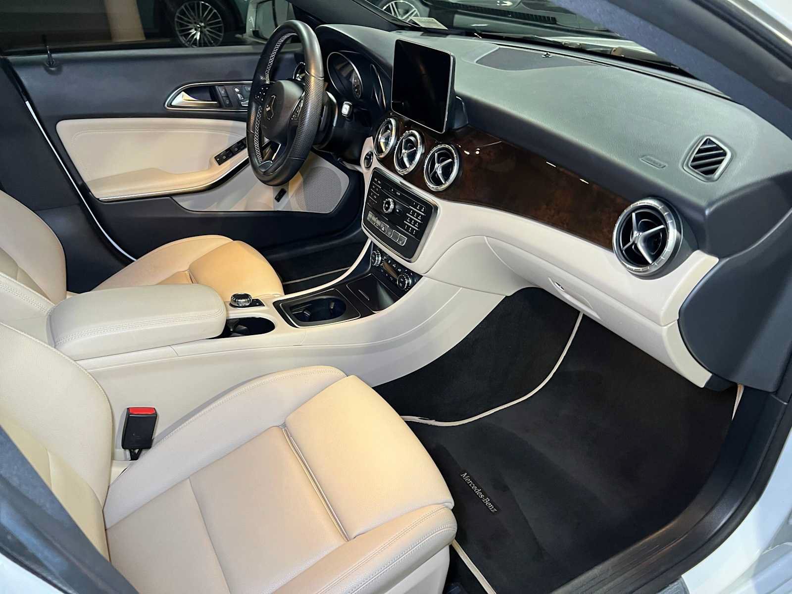 Certified 2019 Mercedes-Benz CLA 250 4MATIC image 11