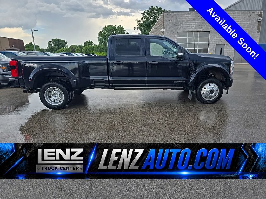 Used 2026 Ford F450 Platinum AWD/4WD image 1