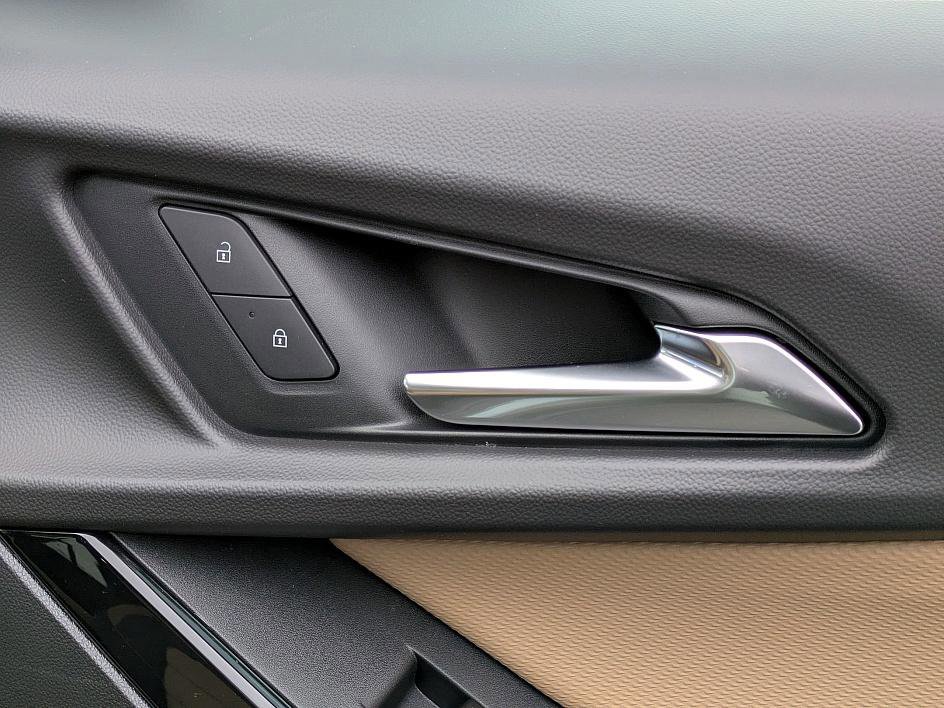 New 2026 Chevrolet Equinox ACTIV w/ Convenience Package III image 32