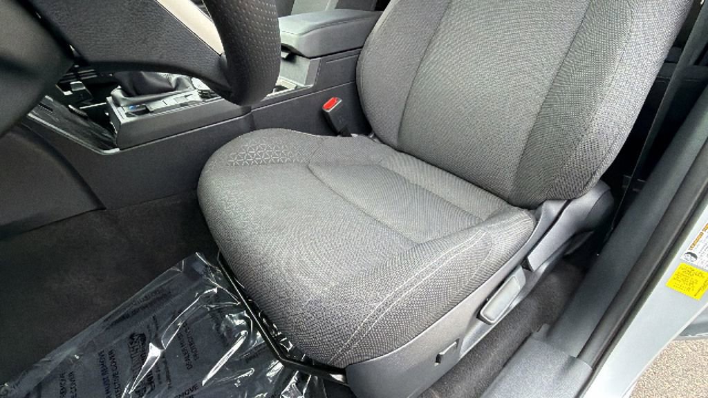 Used 2025 Toyota 4Runner SR5 image 19