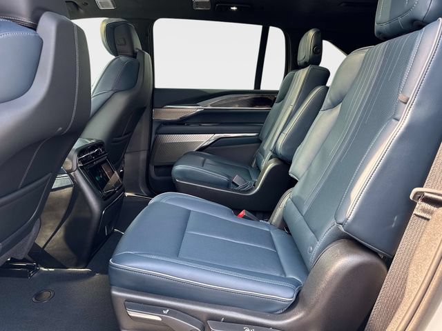 Certified 2025 Cadillac Escalade IQ Sport 2 AWD/4WD image 11