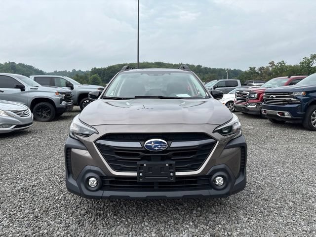 Used 2023 Subaru Outback Premium AWD/4WD image 8