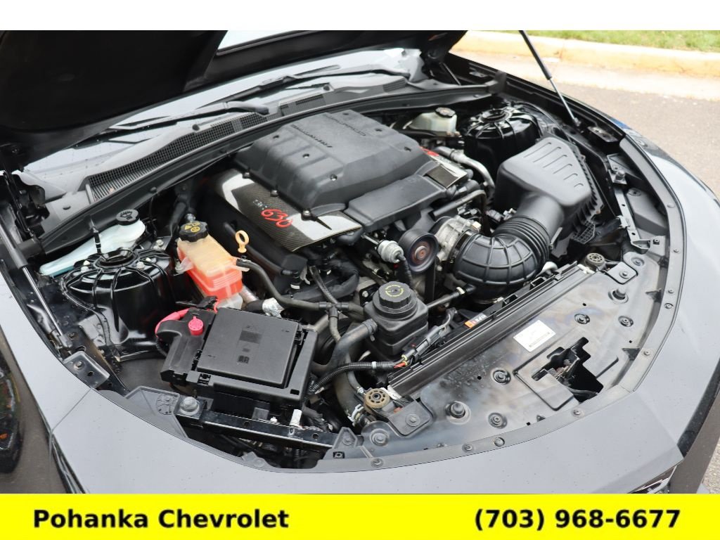 Used 2016 Chevrolet Camaro SS RWD image 32