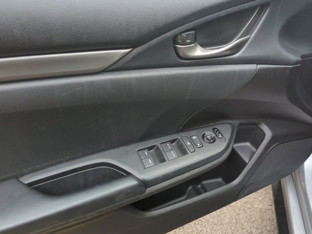 Used 2020 Honda Civic Sport image 8