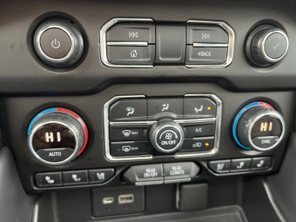 Used 2021 Chevrolet Tahoe High Country image 18