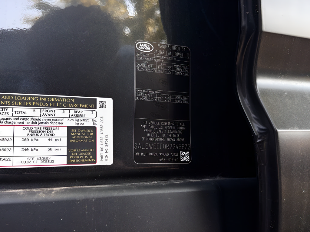 Used 2024 Land Rover Defender 110 Carpathian Edition AWD/4WD image 24