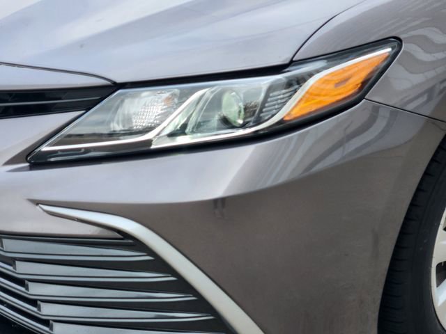 Certified 2022 Toyota Camry LE image 9