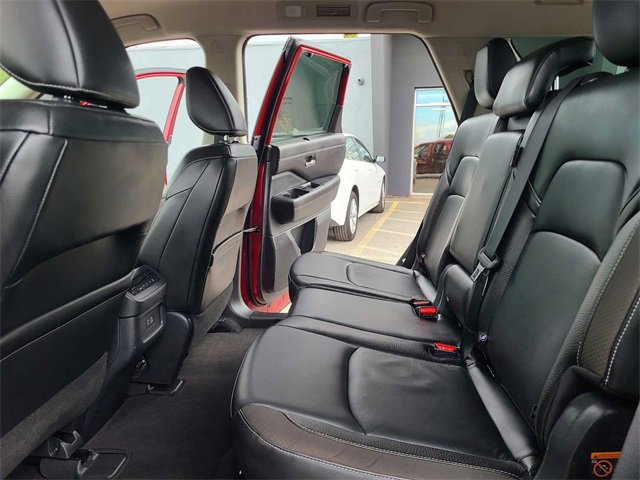 Used 2022 Nissan Pathfinder SL w/ SL Black Package image 21