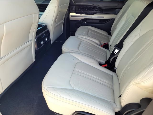 Certified 2021 Ford Expedition Max Platinum AWD/4WD image 13