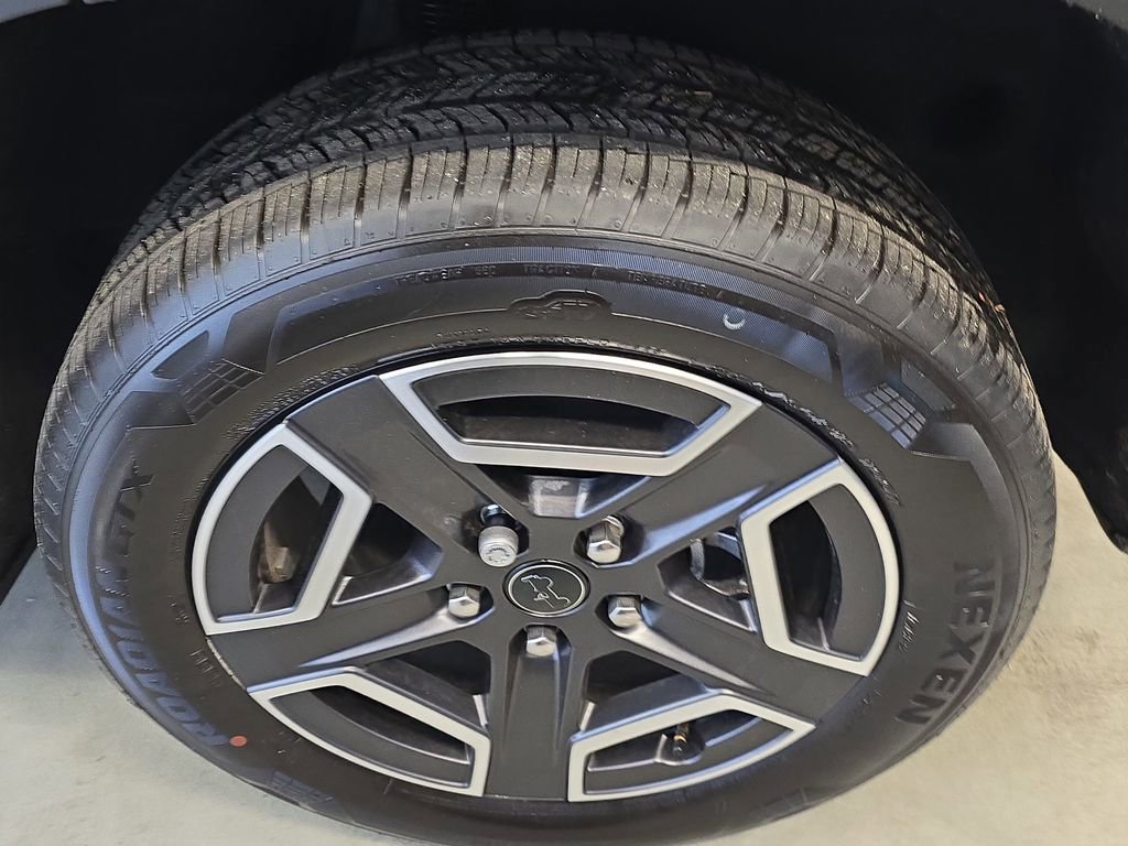 New 2026 Jeep Cherokee Laredo image 32