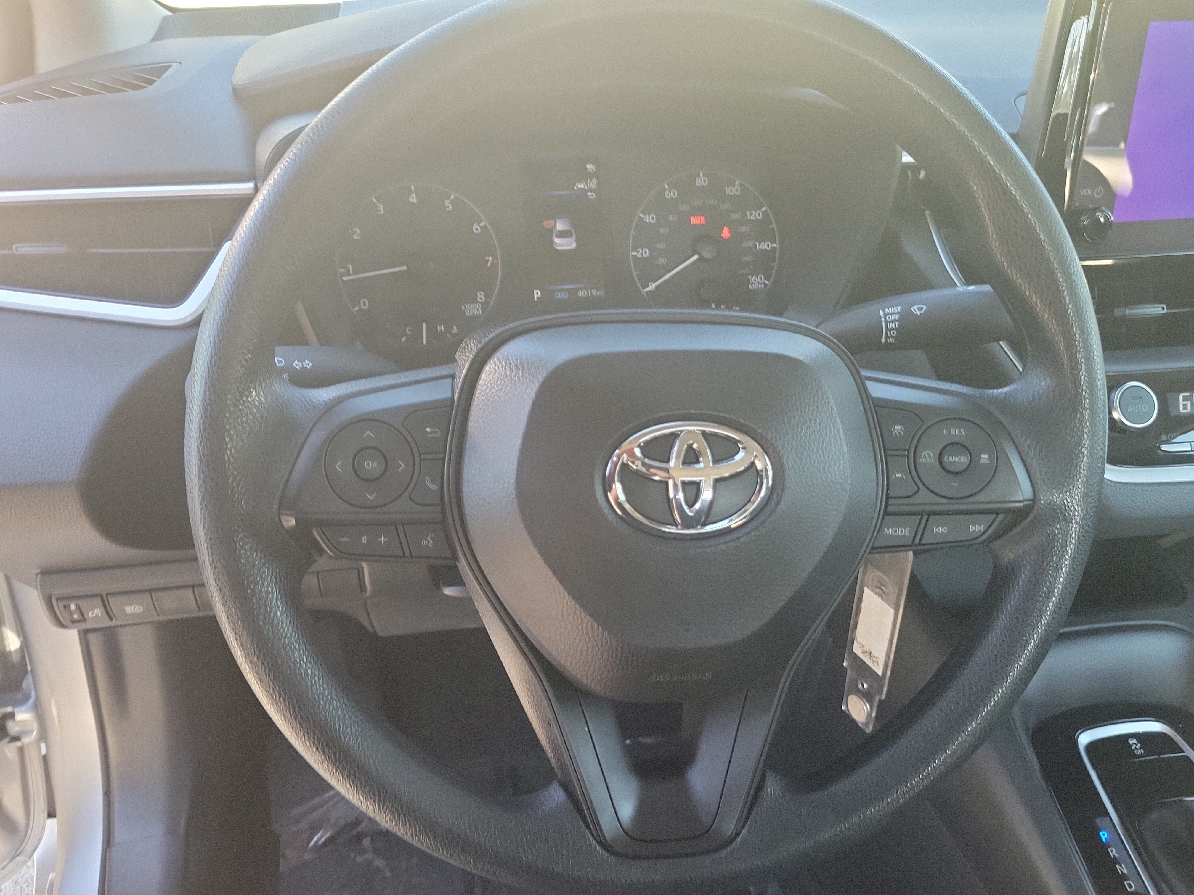 Used 2024 Toyota Corolla LE FWD image 25