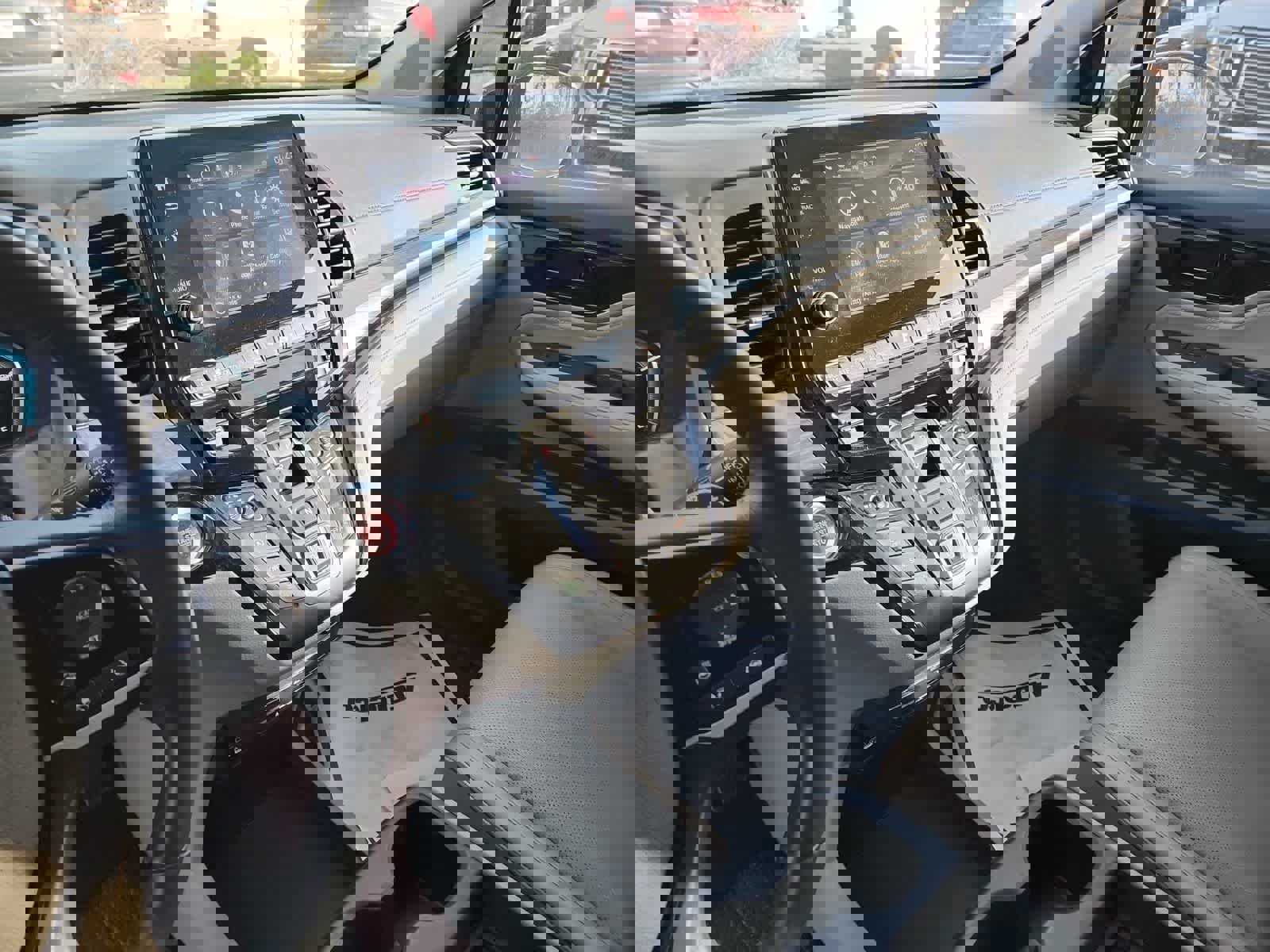 Used 2023 Honda Odyssey Elite image 10