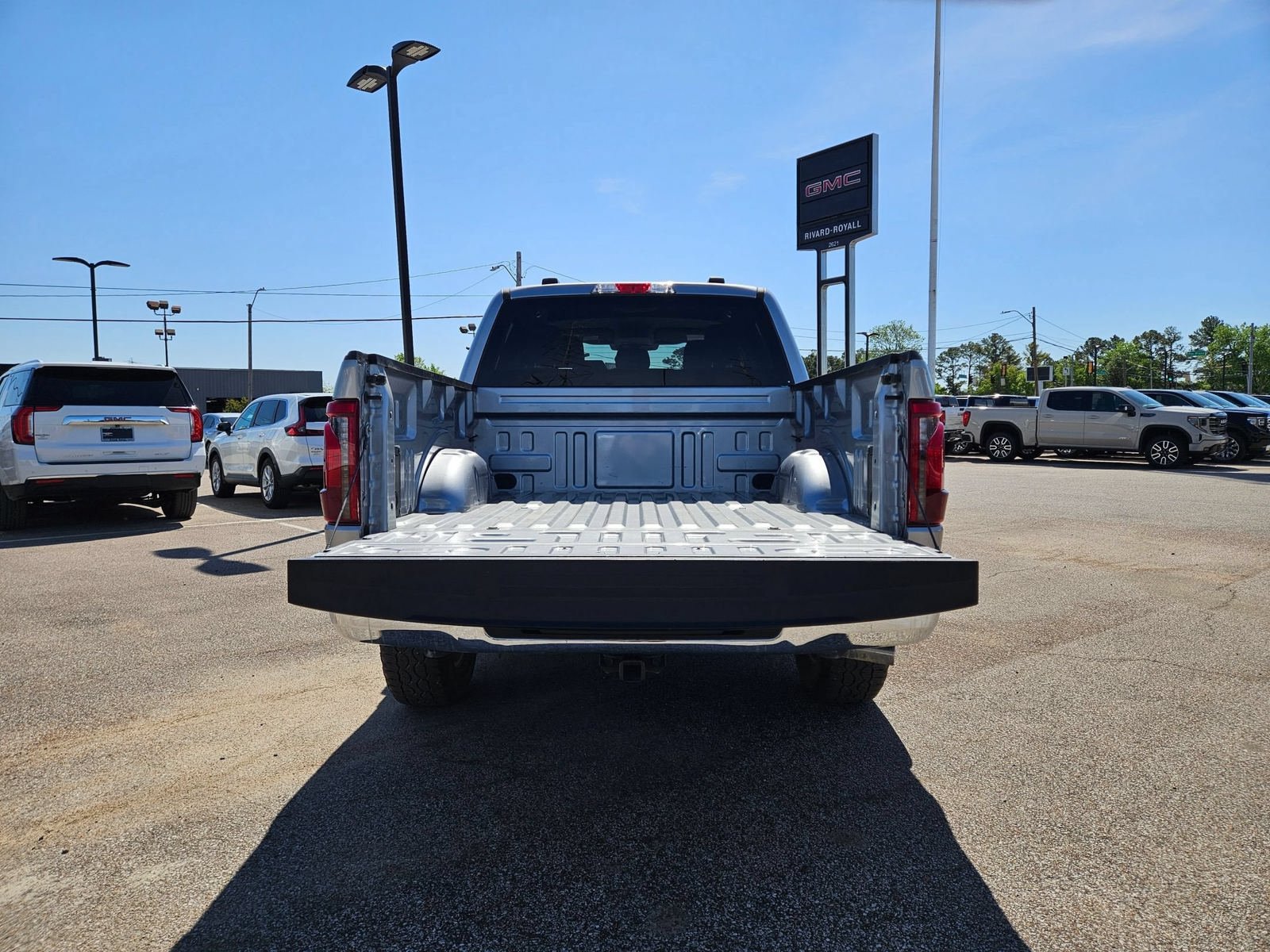 Used 2025 Ford F150 XLT w/ Equipment Group 301A Standard AWD/4WD image 4