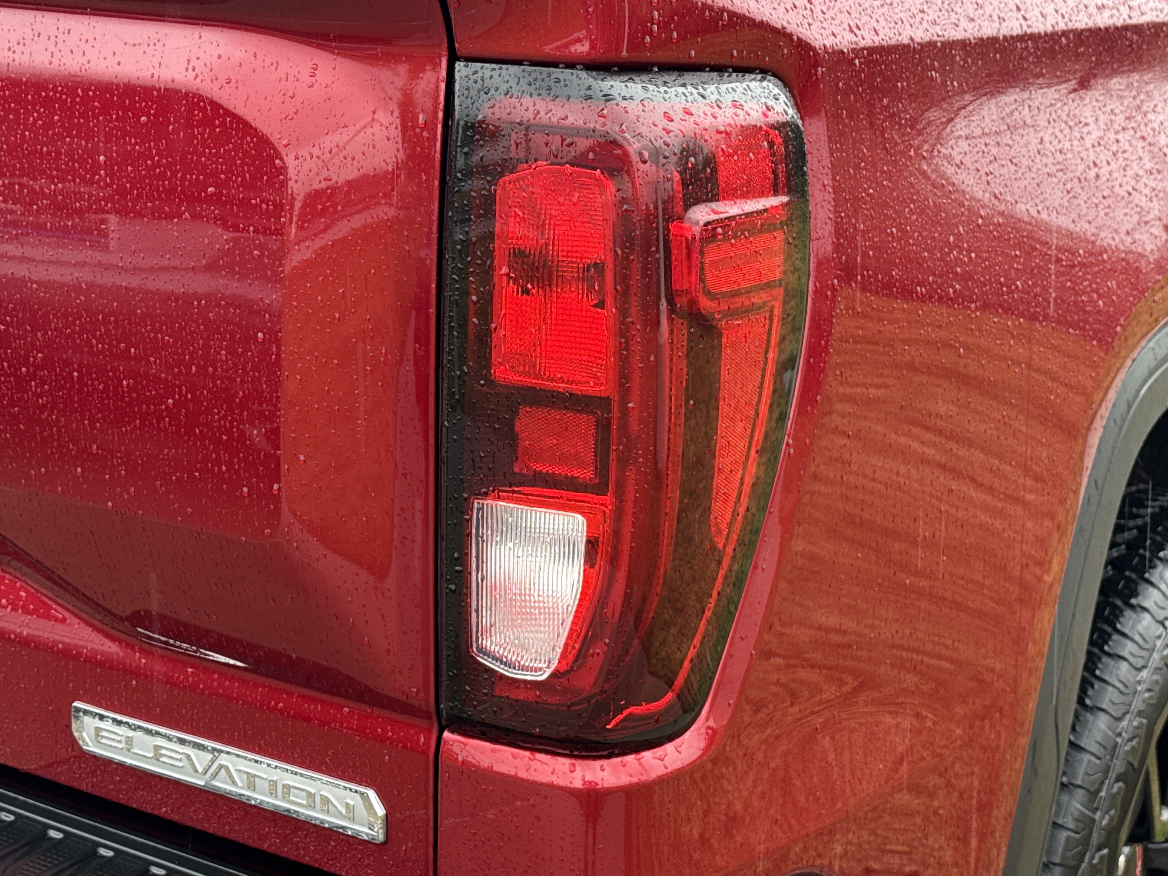 Used 2021 GMC Sierra 1500 Elevation w/ Driver Alert Package I AWD/4WD image 11
