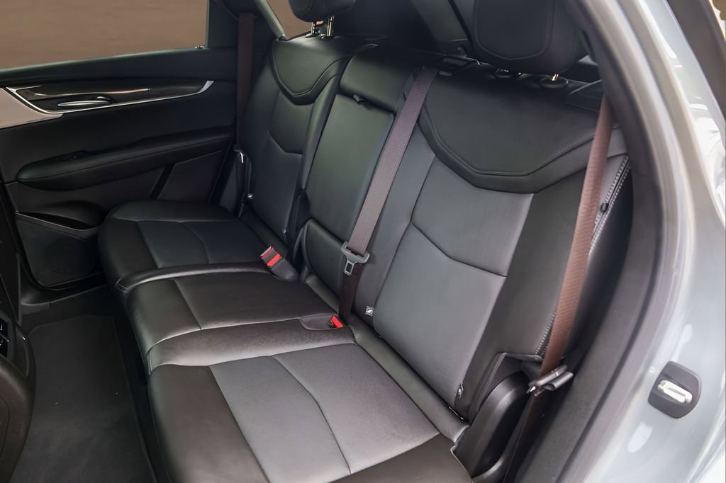 Certified 2023 Cadillac XT5 Sportv w/ Technology Package image 27
