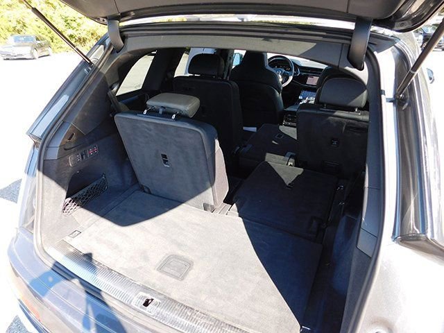 Used 2022 Audi SQ7 Premium Plus w/ SQ7 Executive Package image 9