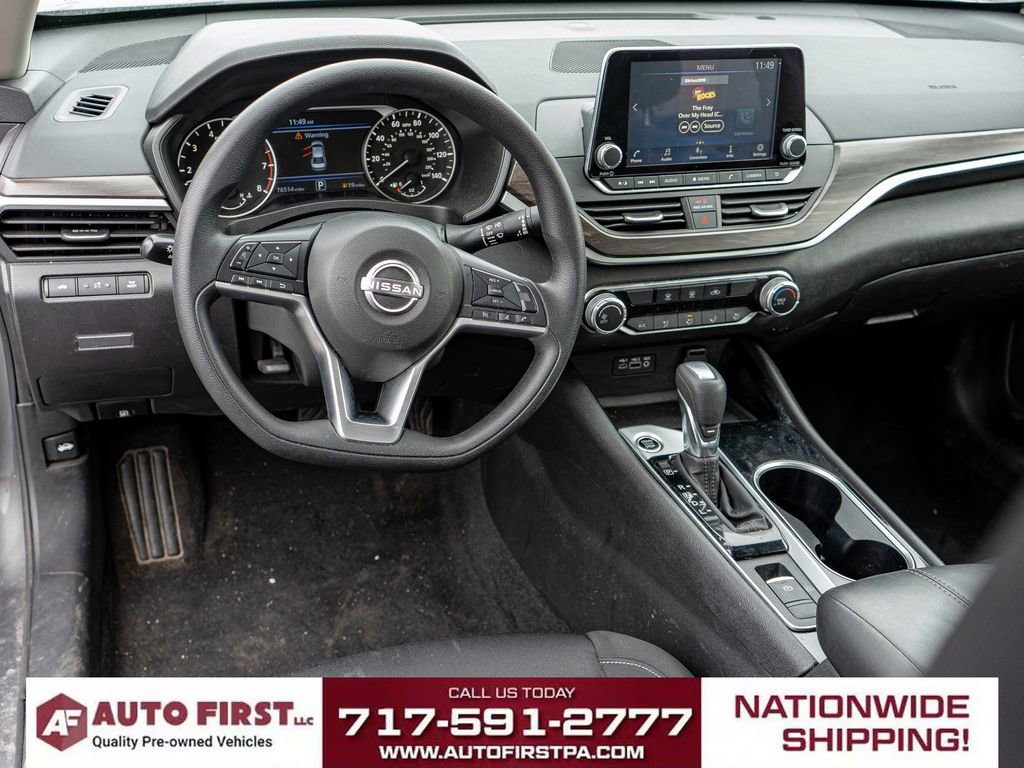 Used 2024 Nissan Altima 2.5 SV image 11