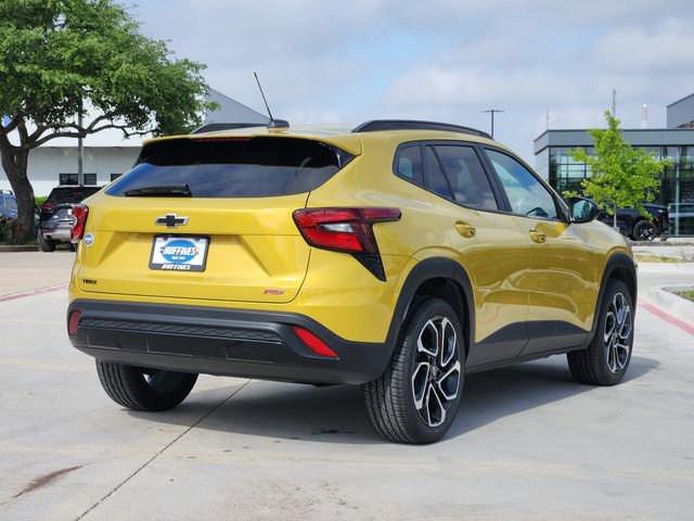 Certified 2024 Chevrolet Trax RS image 3