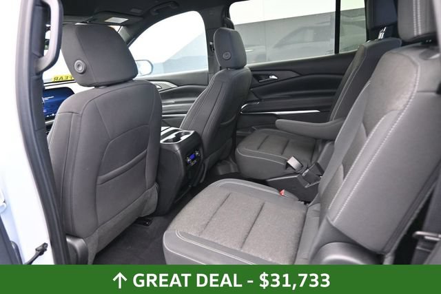 Used 2024 Chevrolet Traverse LT FWD image 17