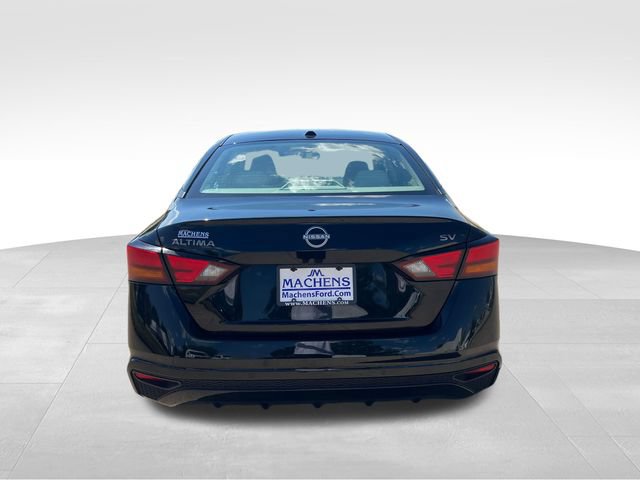 Used 2024 Nissan Altima 2.5 SV FWD image 6