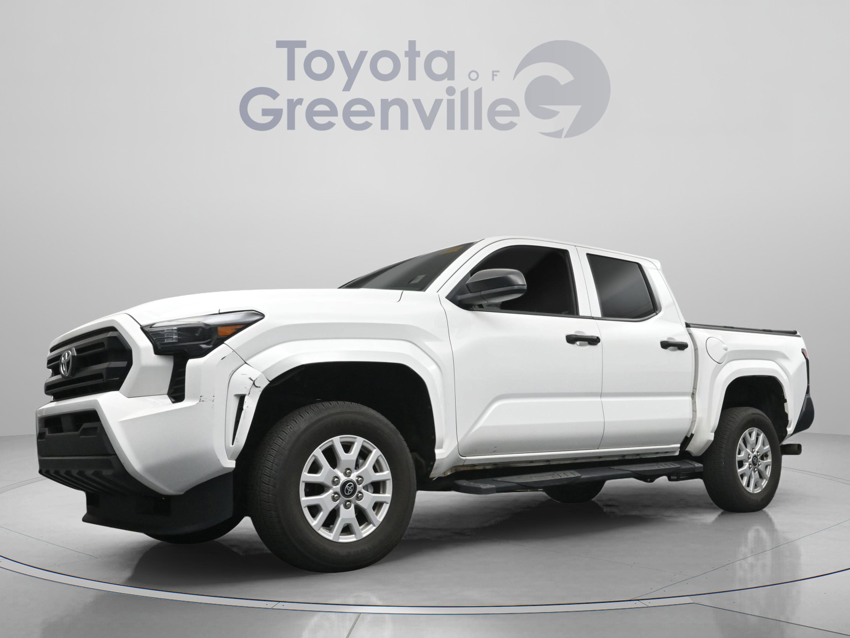 Used 2024 Toyota Tacoma SR RWD image 2