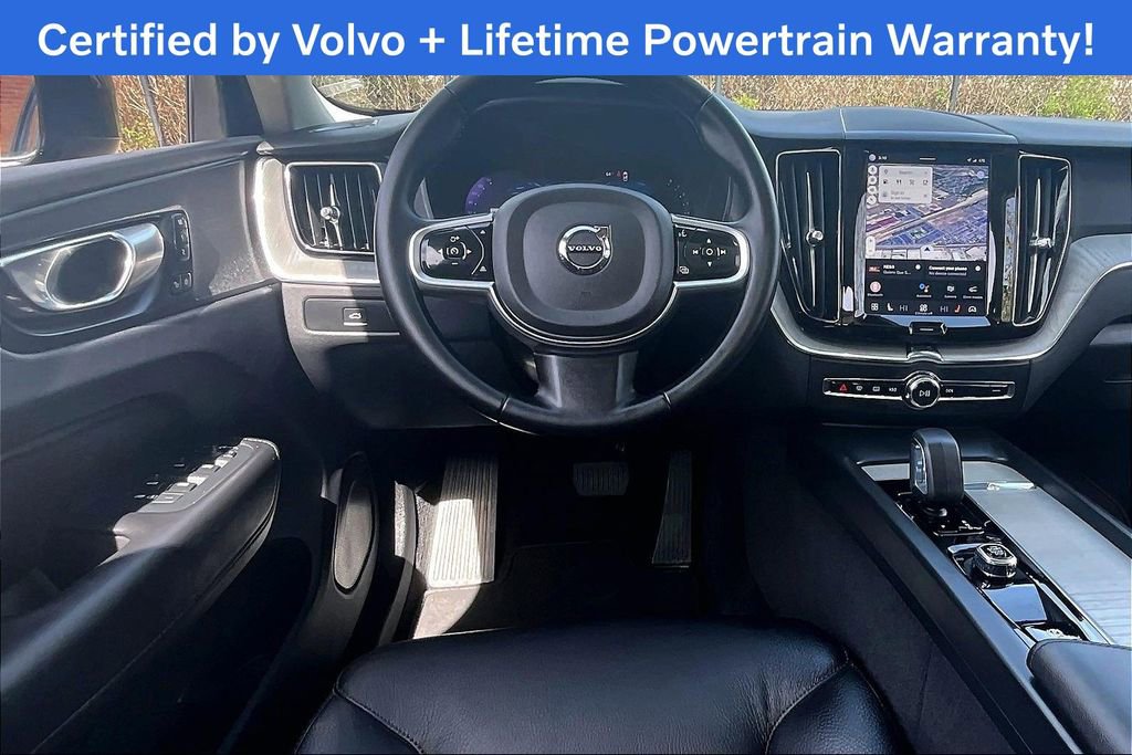 Used 2025 Volvo XC60 B5 Plus image 8