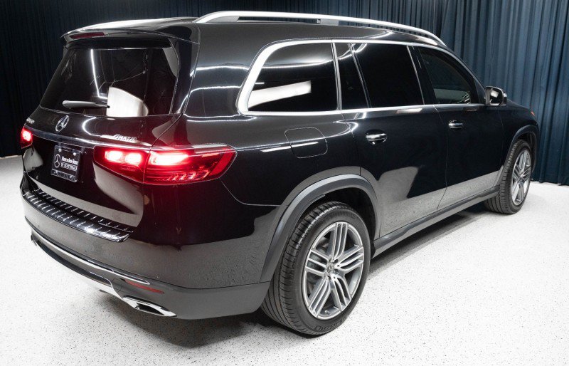Certified 2026 Mercedes-Benz GLS 450 4MATIC image 5
