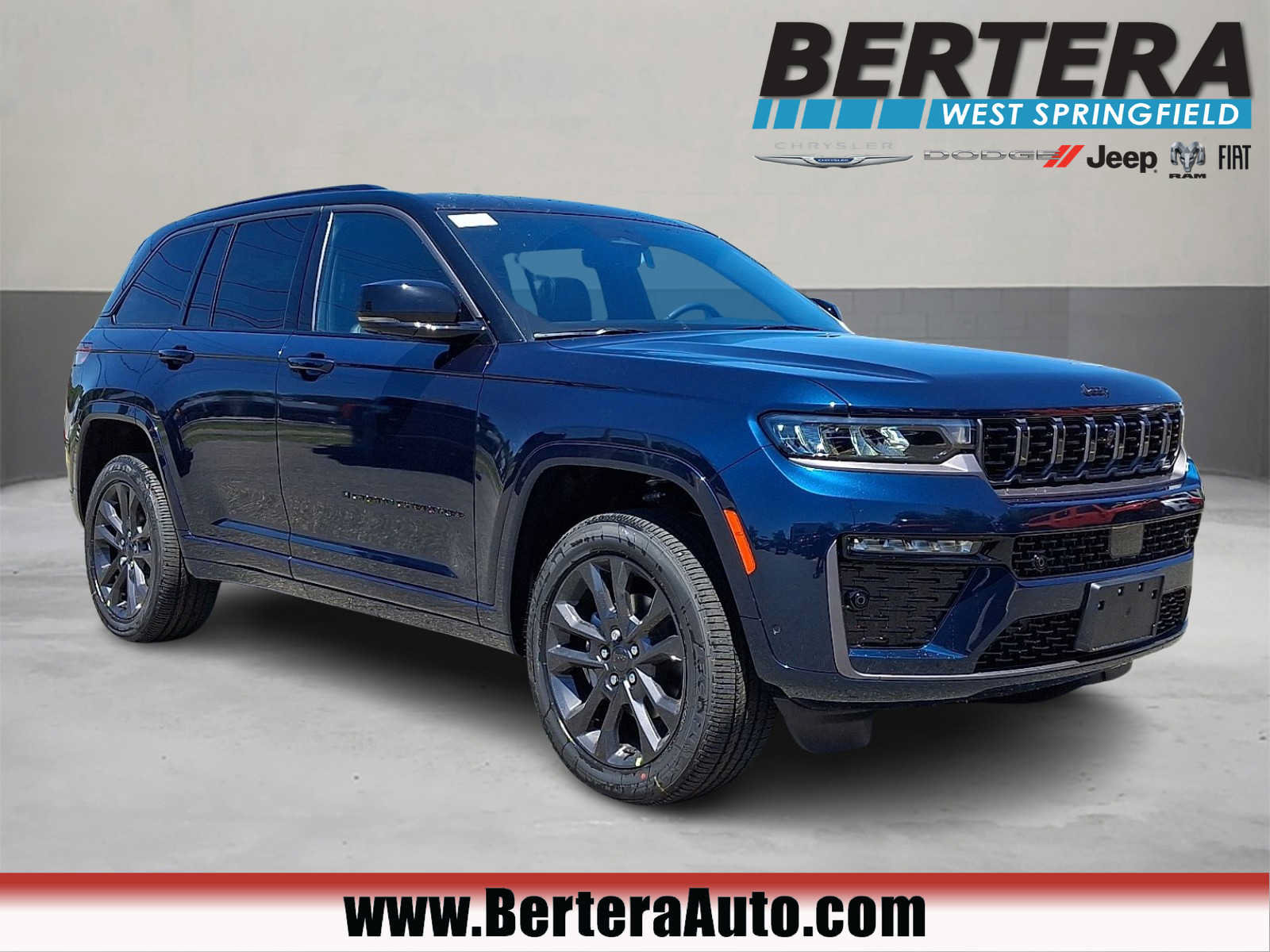 New 2026 Jeep Grand Cherokee Limited AWD/4WD image 1