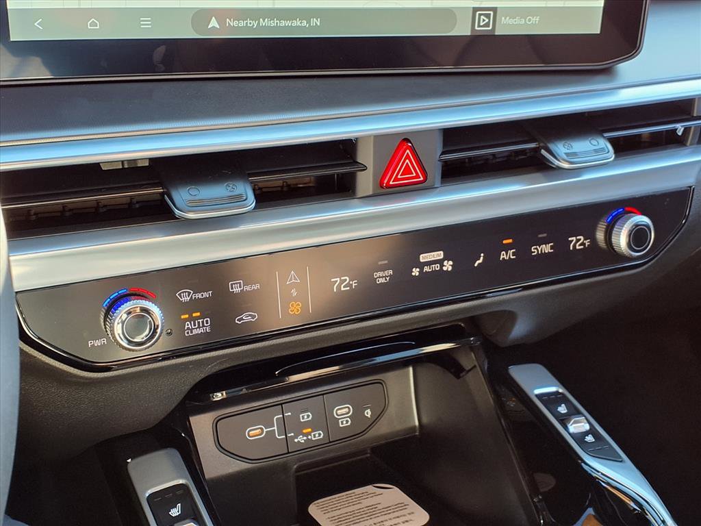 New 2026 Kia Sorento SX Prestige image 17