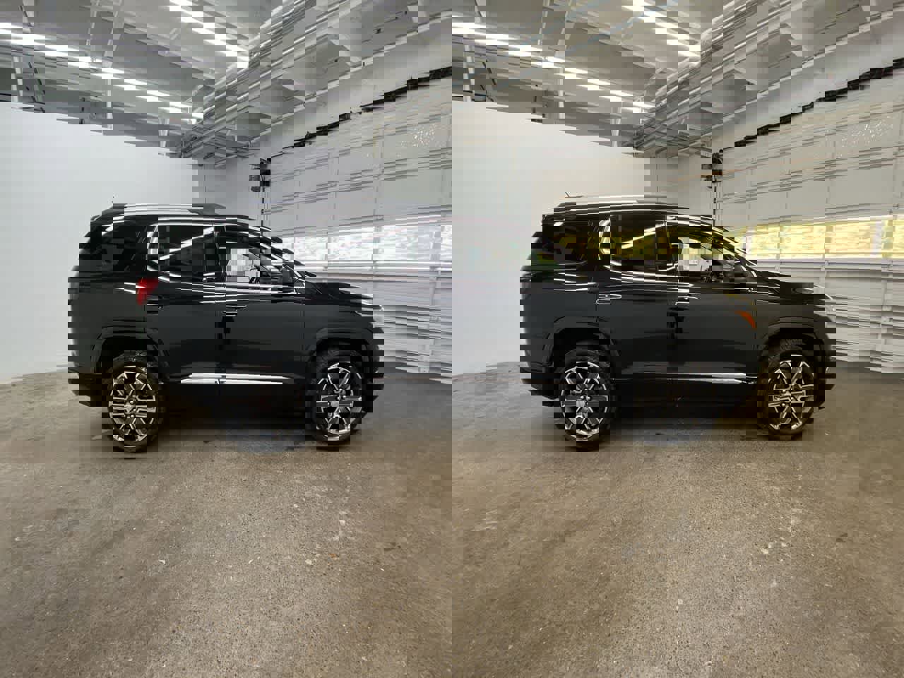 Used 2018 GMC Acadia Denali w/ Technology Package image 7