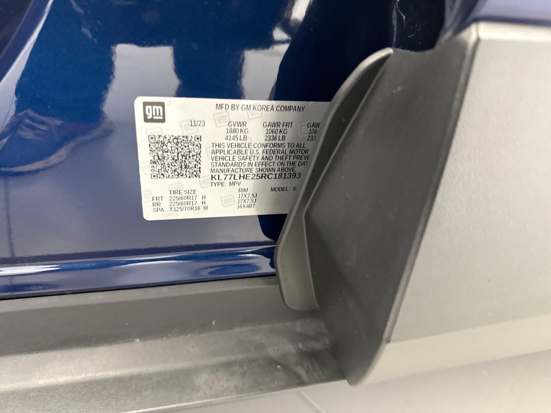 Used 2024 Chevrolet Trax LT FWD image 22