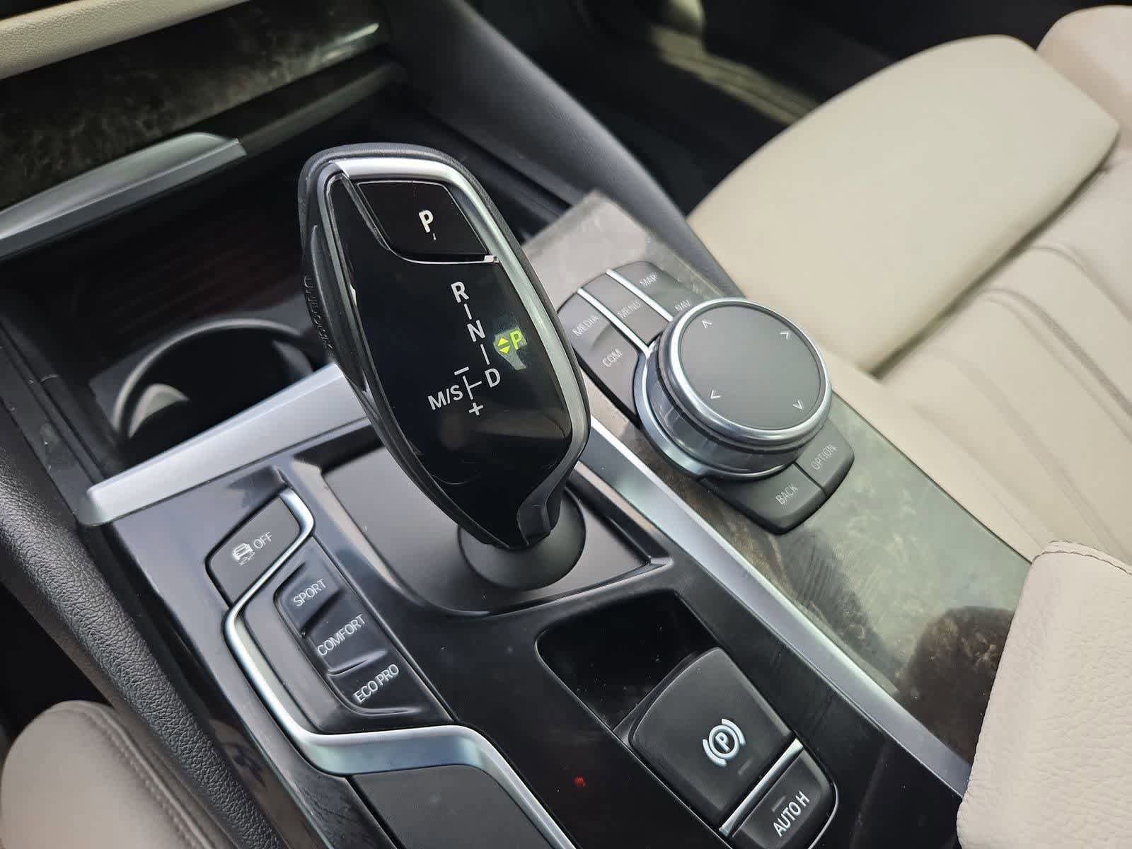 Used 2018 BMW 530i RWD image 31