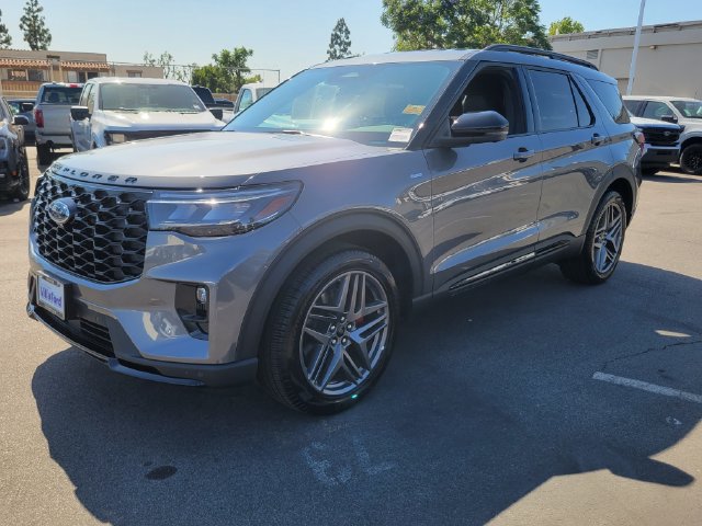Used 2026 Ford Explorer ST-Line w/ ST-Line Street Pack RWD image 33