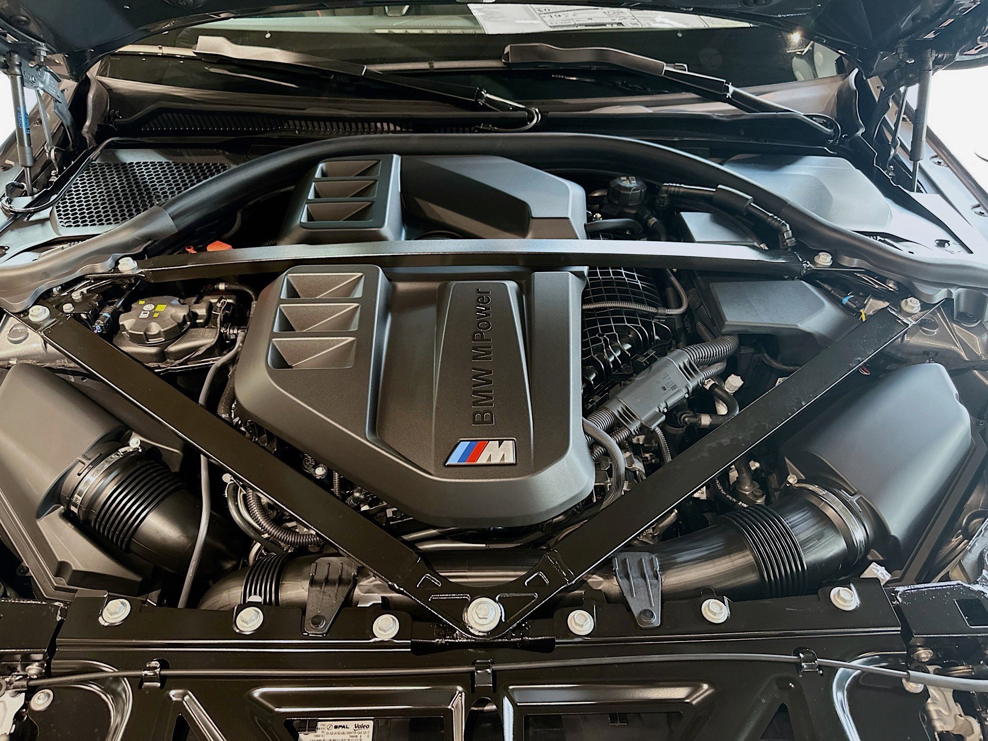 Used 2025 BMW M2 w/ Lighting Package image 33