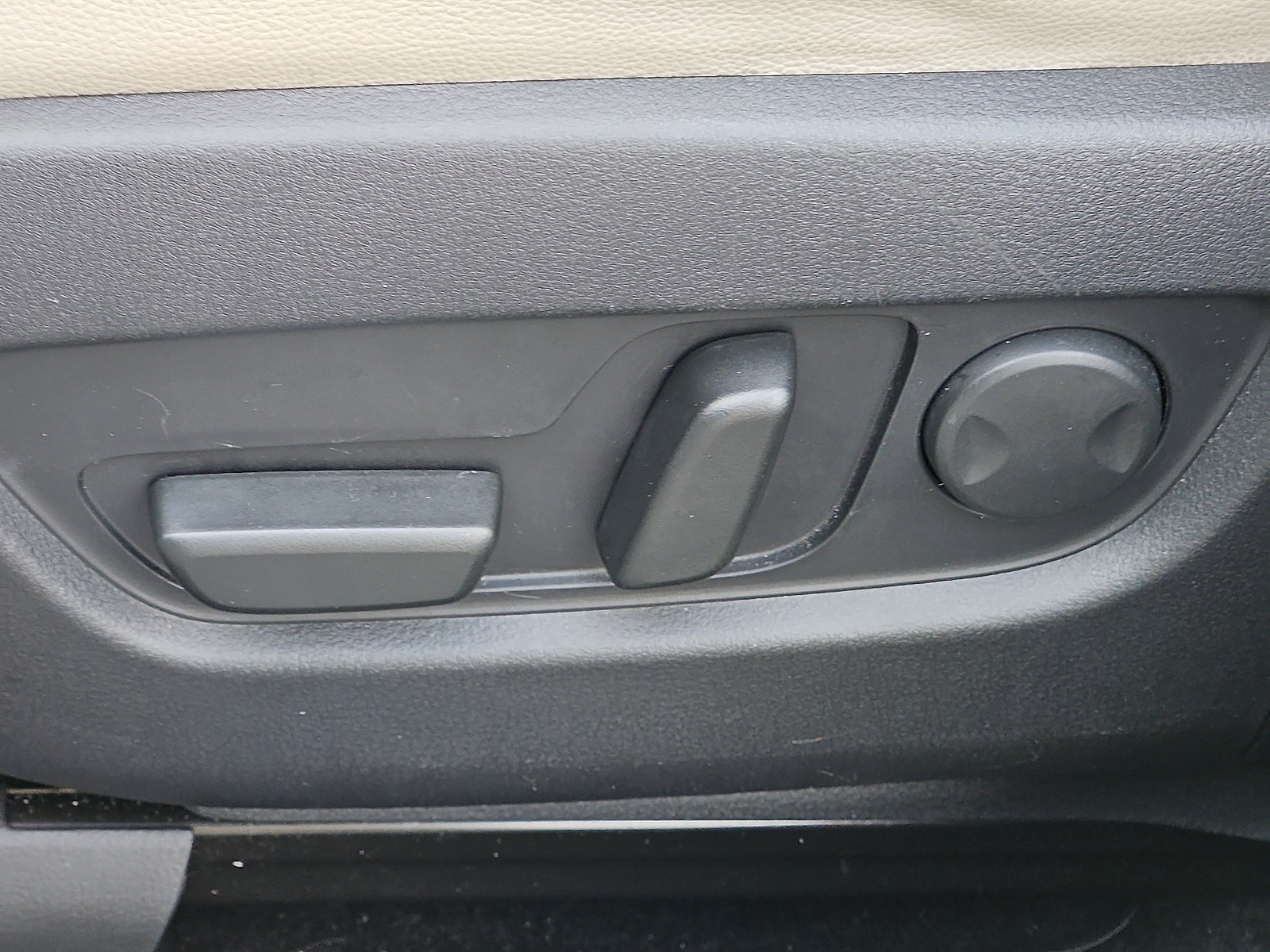 Used 2024 MAZDA CX-90 Plug-In Hybrid w/ Preferred image 26