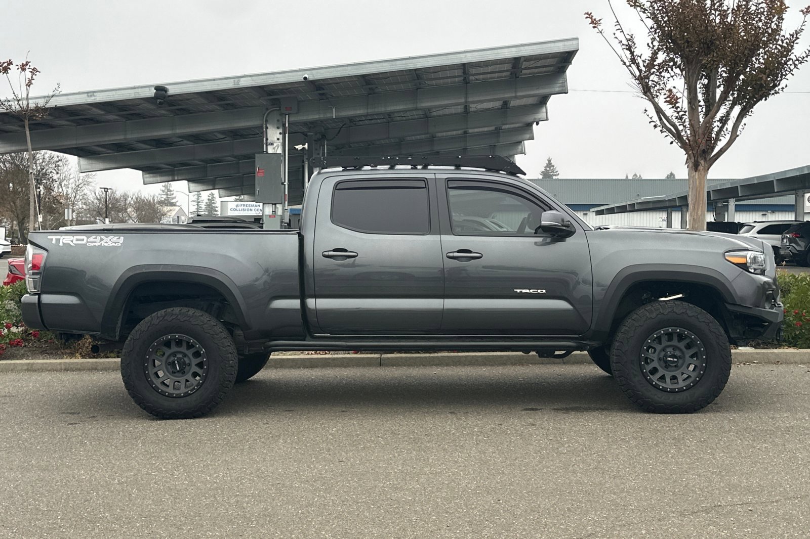 Used 2023 Toyota Tacoma SR5 image 3