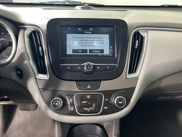 Used 2018 Chevrolet Malibu LS image 18