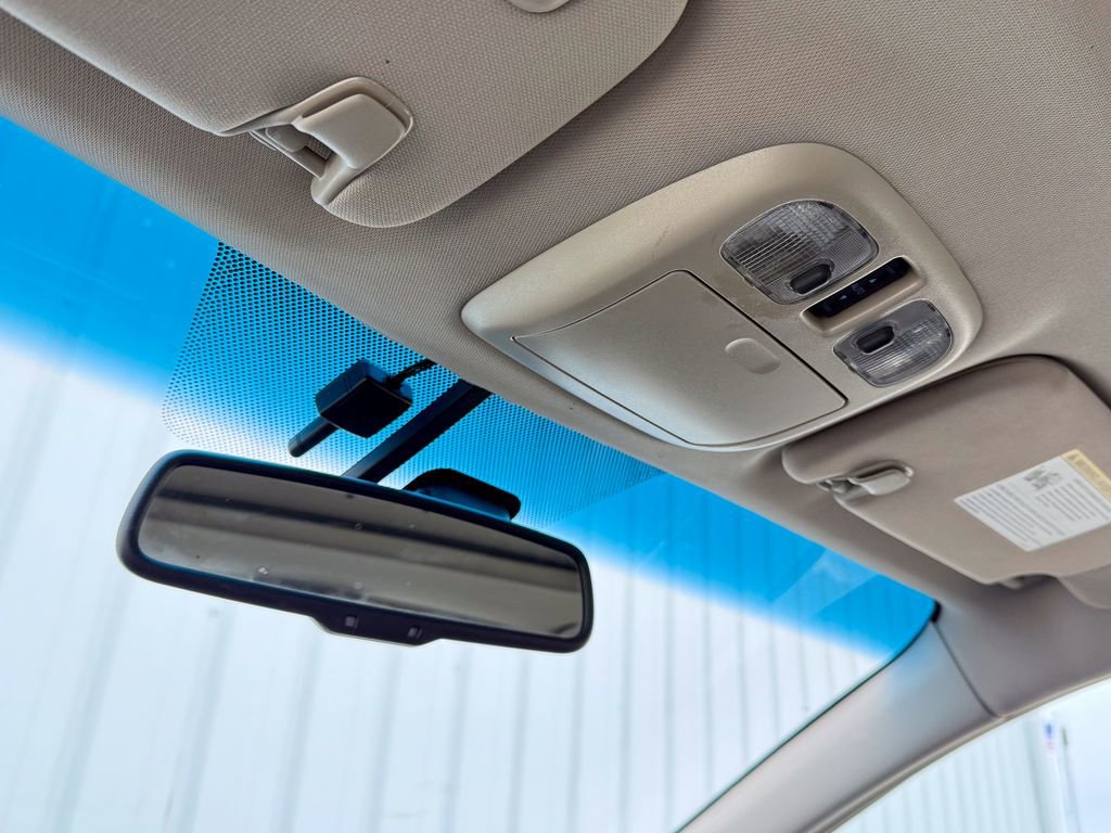 Used 2012 Ford Fusion SEL image 25