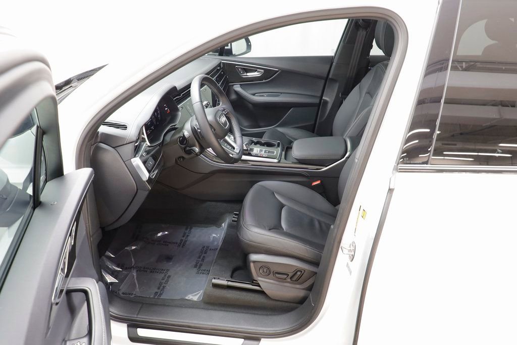 Used 2025 Audi Q7 2.0T Premium Plus image 6