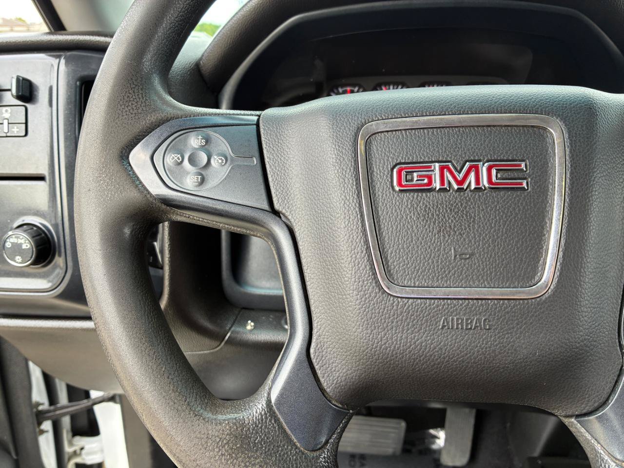 Used 2019 GMC Sierra 3500 4x4 Crew Cab w/ Sierra Convenience Package image 18