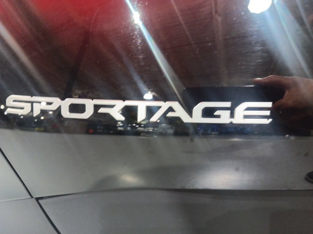 Used 2023 Kia Sportage X-Line w/ X-Line Premium Package AWD/4WD image 15